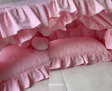 Load image into Gallery viewer, Exquisite luxury pet bed for dogs and cats featuring orthopedic comfort, handmade in Europe with baroque designer details, glamorous high-end customizable pet furniture by Aposentis. €390.00