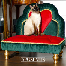 Load image into Gallery viewer, Exquisite luxury pet bed for dogs and cats featuring orthopedic comfort, handmade in Europe with baroque designer details, glamorous high-end customizable pet furniture by Aposentis. €1190.00