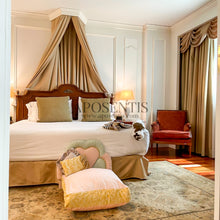 Load image into Gallery viewer, Exquisite luxury pet bed for dogs and cats featuring orthopedic comfort, handmade in Europe with baroque designer details, glamorous high-end customizable pet furniture by Aposentis. €45.00