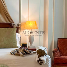 Load image into Gallery viewer, Exquisite luxury pet bed for dogs and cats featuring orthopedic comfort, handmade in Europe with baroque designer details, glamorous high-end customizable pet furniture by Aposentis. €45.00