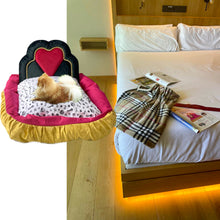 Load image into Gallery viewer, Carlotta Francesca