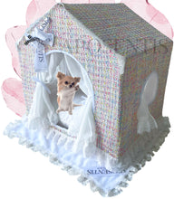 Load image into Gallery viewer, Exquisite luxury pet bed for dogs and cats featuring orthopedic comfort, handmade in Europe with baroque designer details, glamorous high-end customizable pet furniture by Aposentis. €390.00