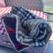 Load image into Gallery viewer, The H Blanket