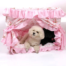 Load image into Gallery viewer, Exquisite luxury pet bed for dogs and cats featuring orthopedic comfort, handmade in Europe with baroque designer details, glamorous high-end customizable pet furniture by Aposentis. €250.00