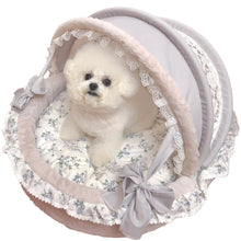 Load image into Gallery viewer, Exquisite luxury pet bed for dogs and cats featuring orthopedic comfort, handmade in Europe with baroque designer details, glamorous high-end customizable pet furniture by Aposentis. €550.00