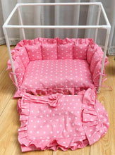 Load image into Gallery viewer, Exquisite luxury pet bed for dogs and cats featuring orthopedic comfort, handmade in Europe with baroque designer details, glamorous high-end customizable pet furniture by Aposentis. €250.00