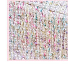 Load image into Gallery viewer, Exquisite luxury pet bed for dogs and cats featuring orthopedic comfort, handmade in Europe with baroque designer details, glamorous high-end customizable pet furniture by Aposentis. €390.00