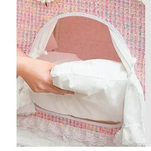 Load image into Gallery viewer, Exquisite luxury pet bed for dogs and cats featuring orthopedic comfort, handmade in Europe with baroque designer details, glamorous high-end customizable pet furniture by Aposentis. €390.00