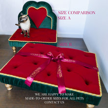 Load image into Gallery viewer, Exquisite luxury pet bed for dogs and cats featuring orthopedic comfort, handmade in Europe with baroque designer details, glamorous high-end customizable pet furniture by Aposentis. €250.00