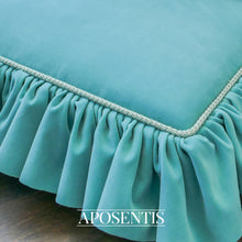Load image into Gallery viewer, Exquisite luxury pet bed for dogs and cats featuring orthopedic comfort, handmade in Europe with baroque designer details, glamorous high-end customizable pet furniture by Aposentis. €450.00