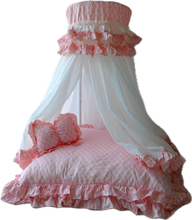 Load image into Gallery viewer, Royal Pet Cushion Bed
