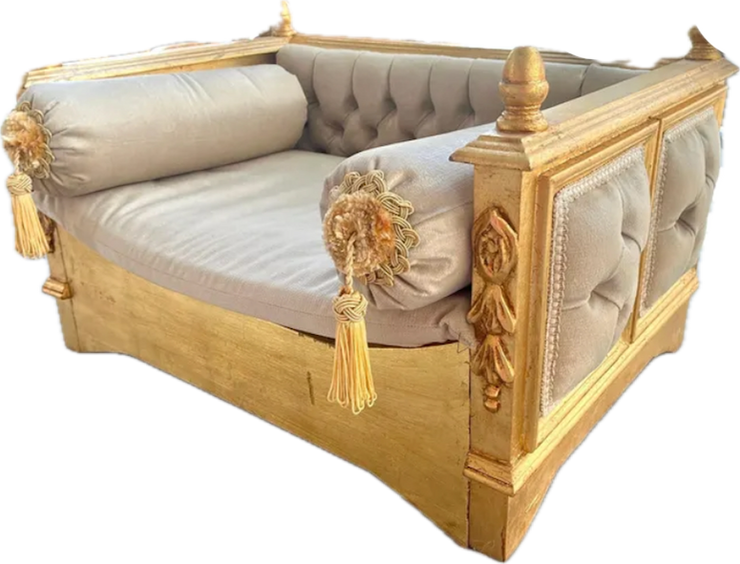 Versailles Pet Bed Ivory