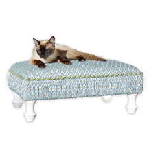 Load image into Gallery viewer, Mary
