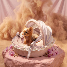 Load image into Gallery viewer, Exquisite luxury pet bed for dogs and cats featuring orthopedic comfort, handmade in Europe with baroque designer details, glamorous high-end customizable pet furniture by Aposentis. €550.00
